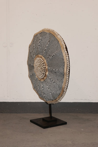 Cameroon Beaded Shield - L - 54cm Black & White 05