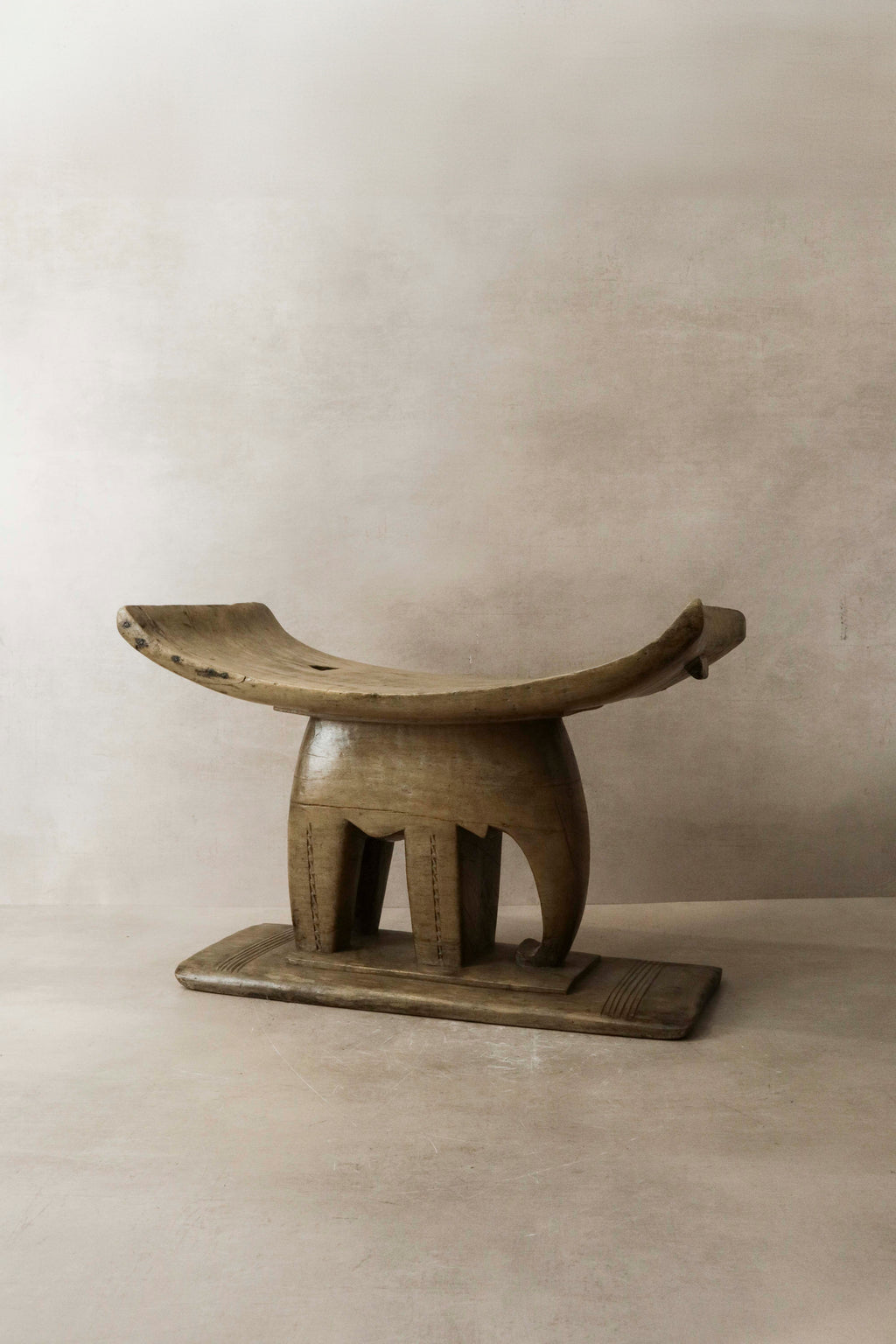 Ashanti Stool - 101.1