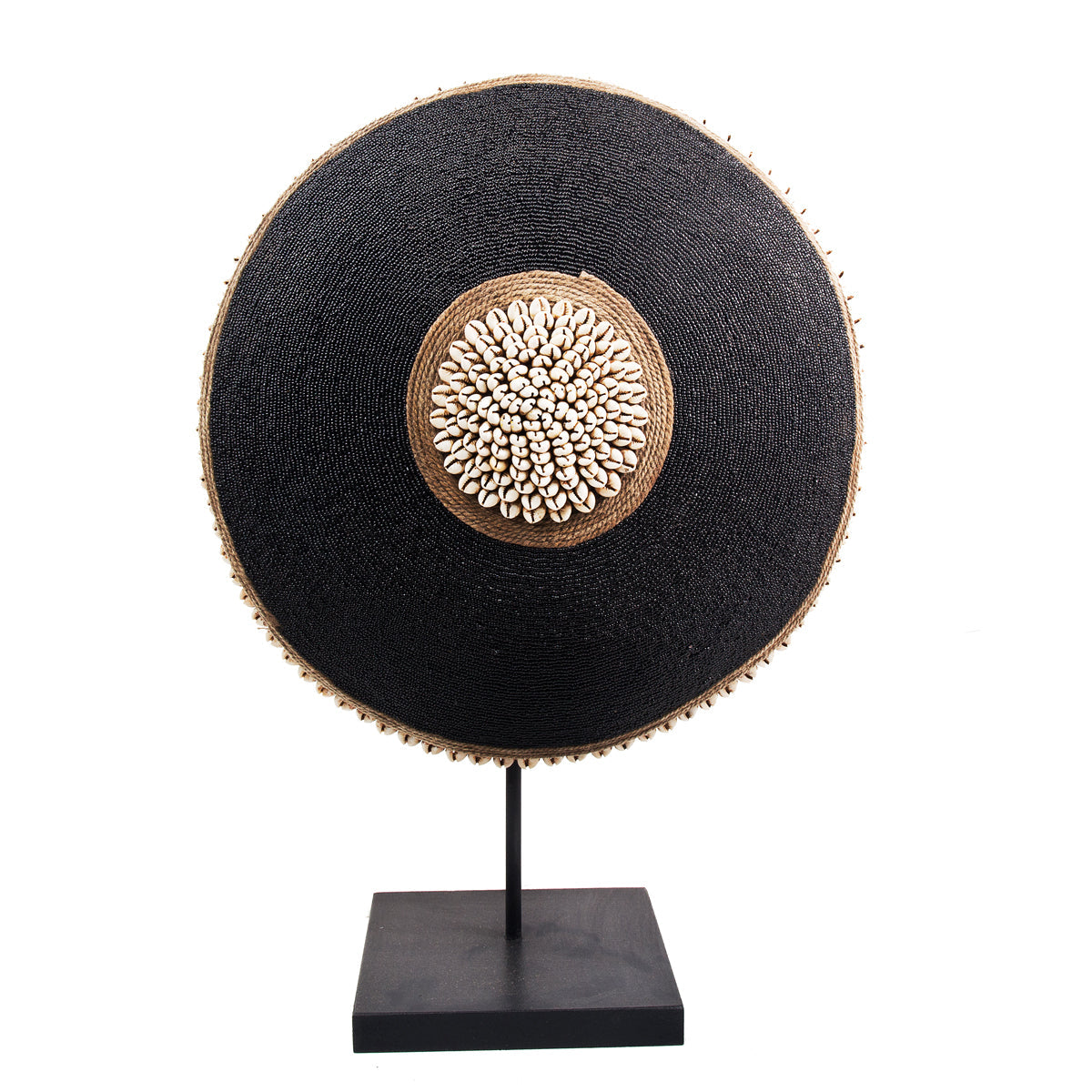 Cameroon Beaded Shield Round M 16D