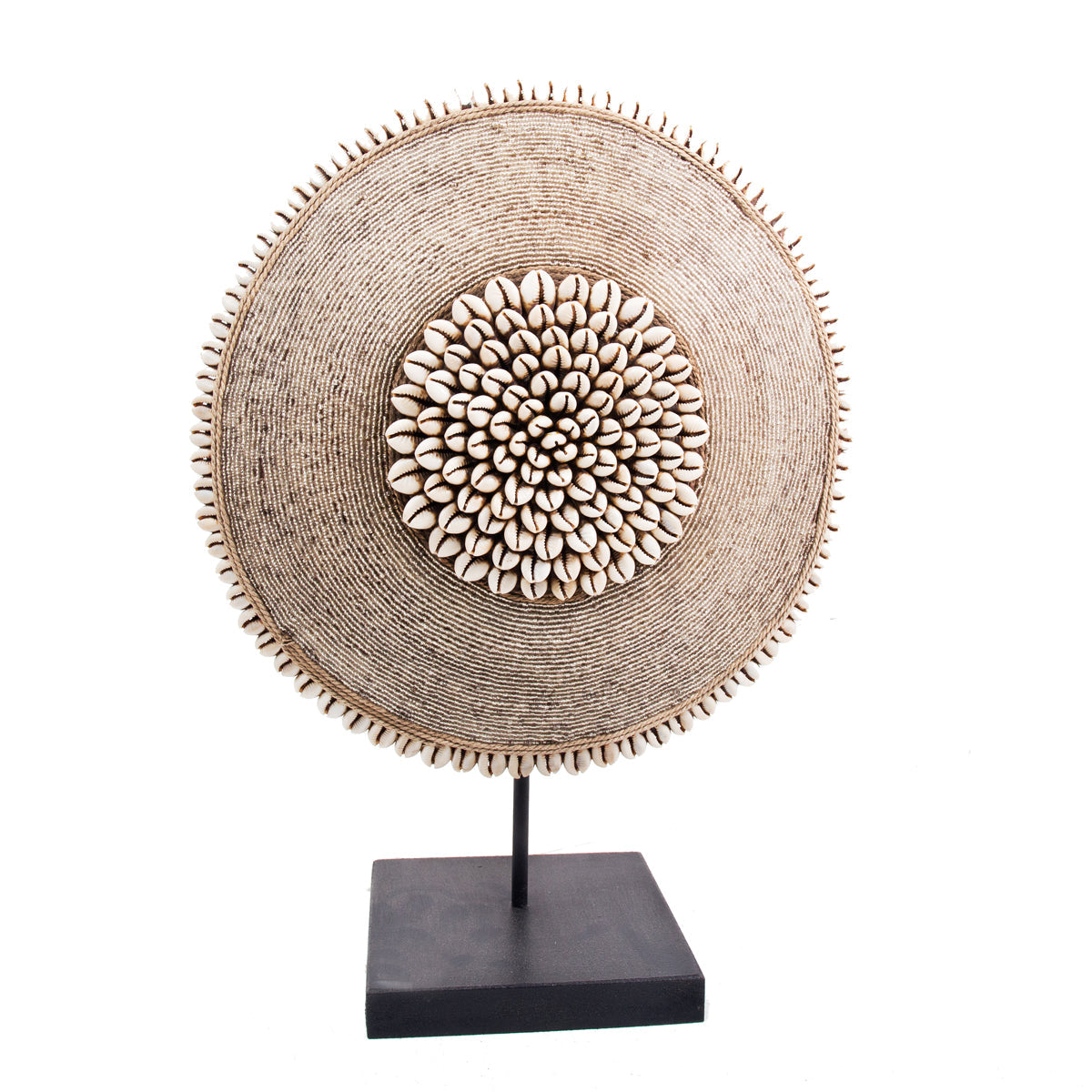 Cameroon Beaded Shield Round S 18A