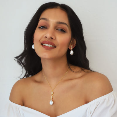 Bronte Pearl Drop Necklace | 18K Gold Plated