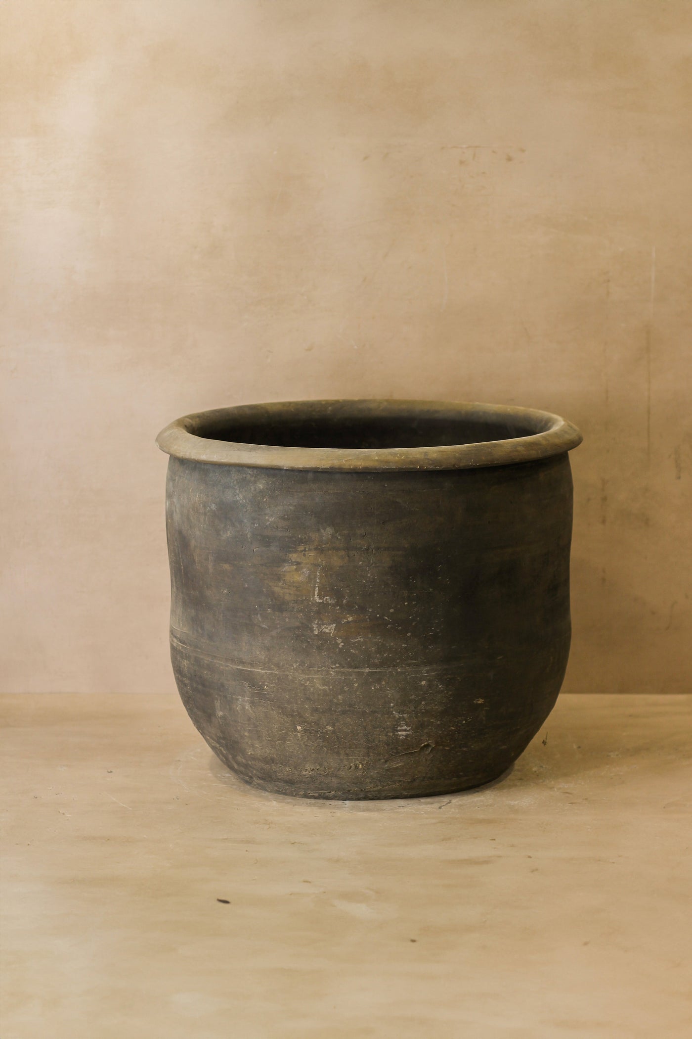 Big Old Grey Asian Pots - L013