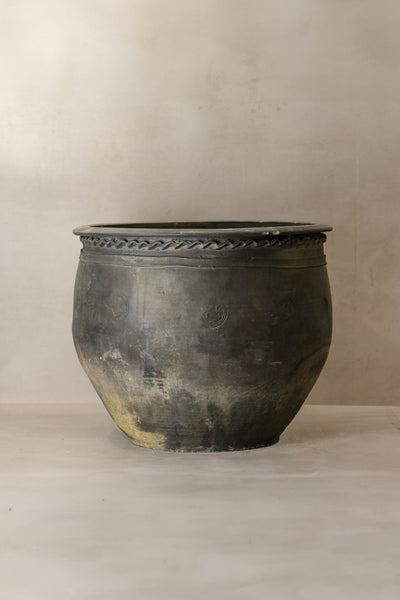 Big Old Grey Asian Pots - L015