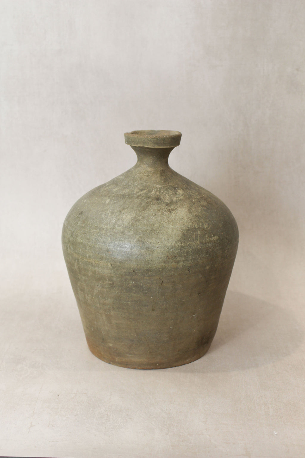 Antique Asian Rice Wine Vase n° 31