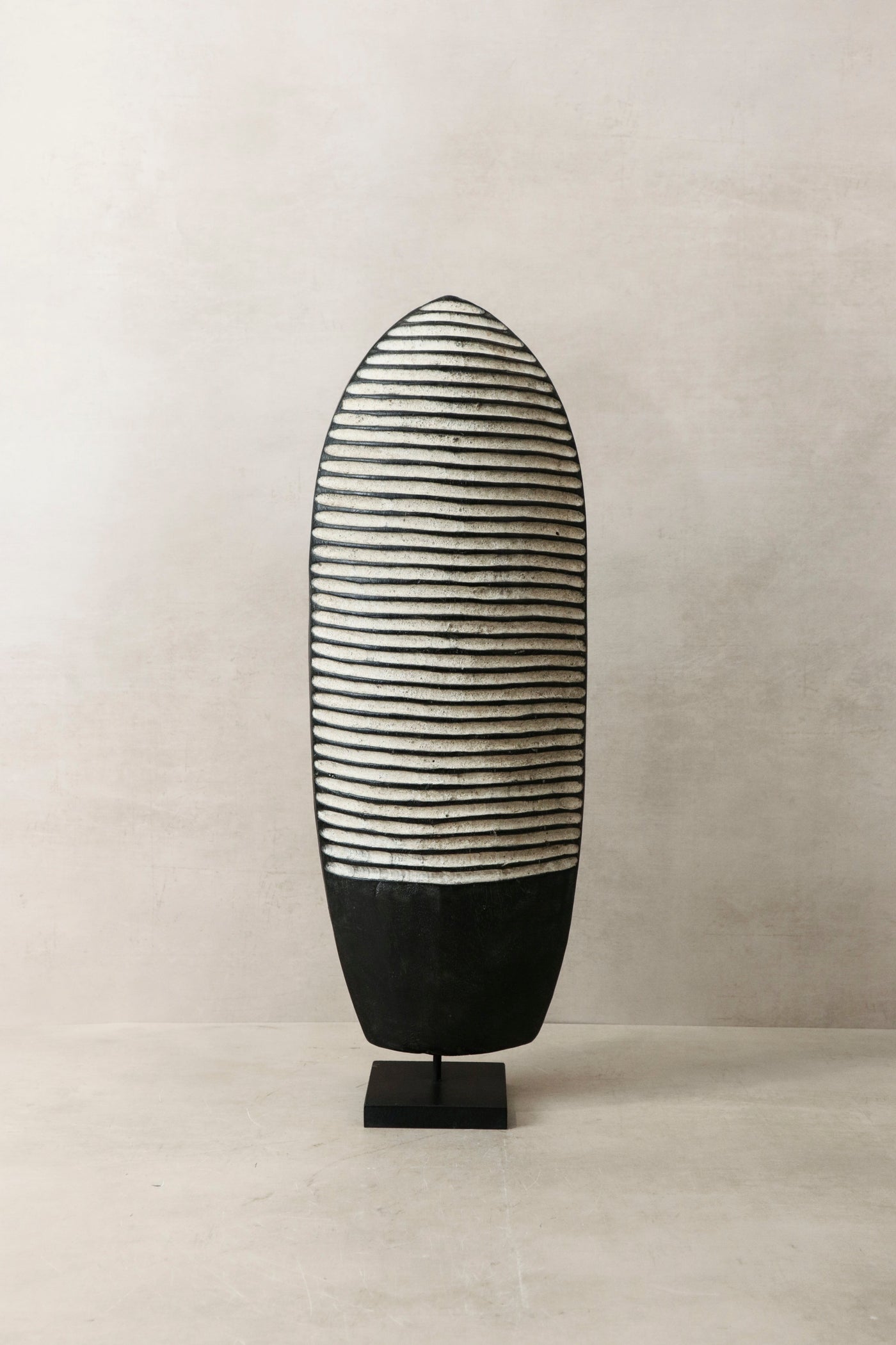 Cameroon Shield Oblong - 32.3