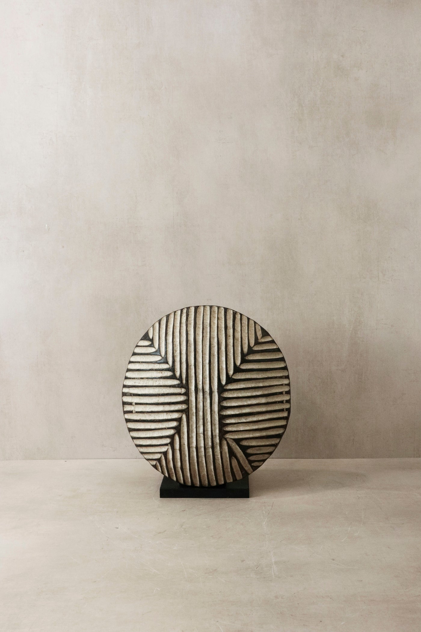 Cameroon Shield Round - 59.3