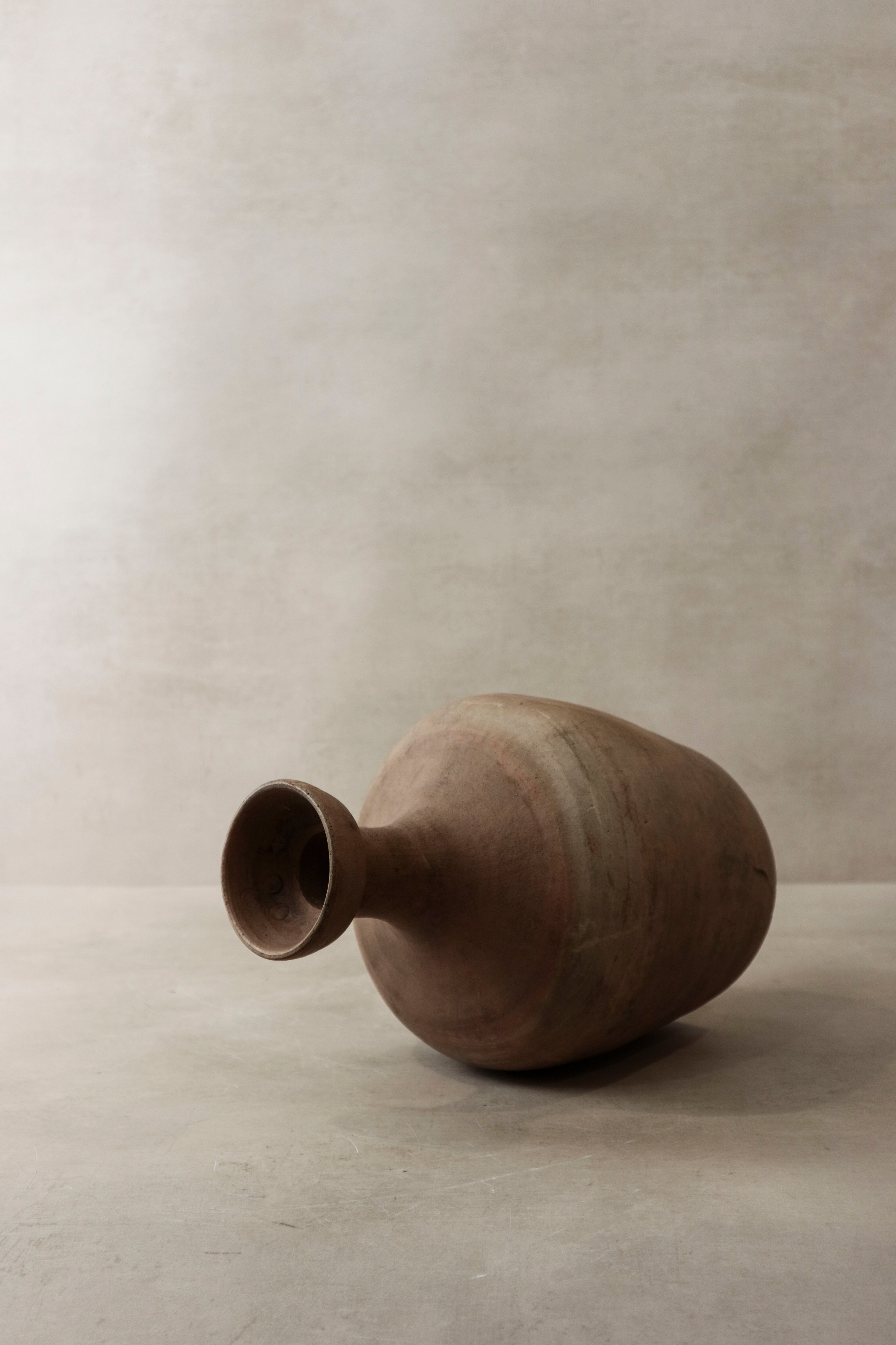 Antique Asian Rice Wine Vase n° 1