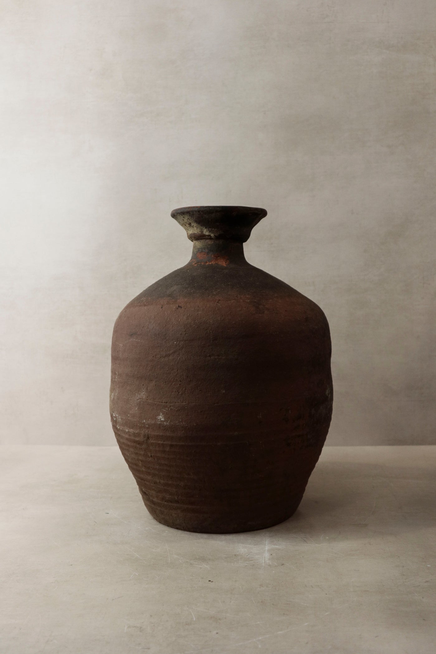 Antique Asian Rice Wine Vase n° 3