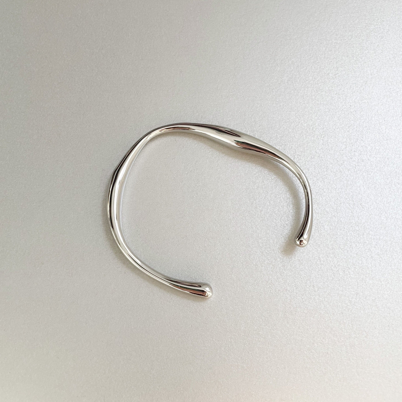 Danai Luxe Silver Bangle