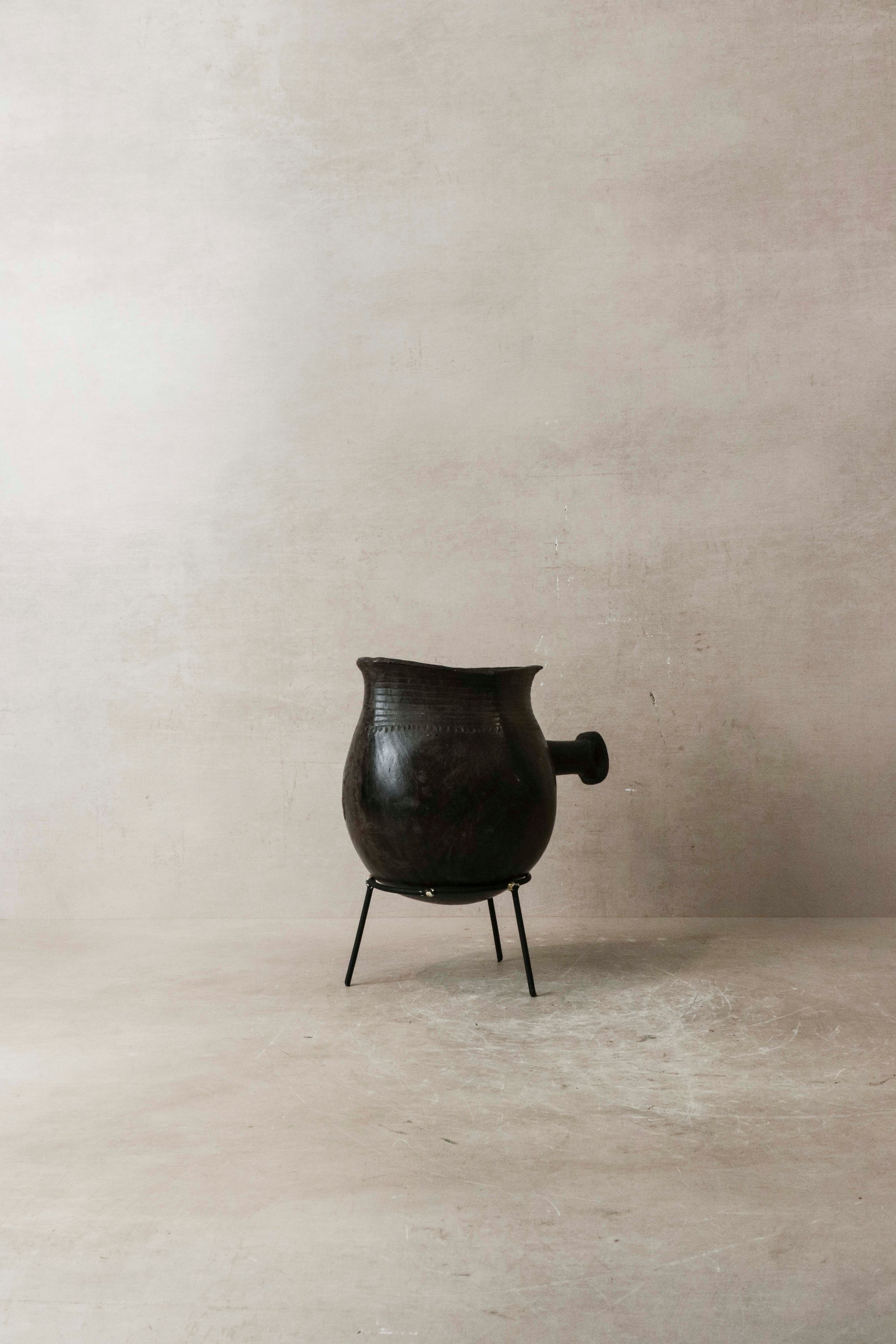 Bayaleng Jug, Congo - 97.3