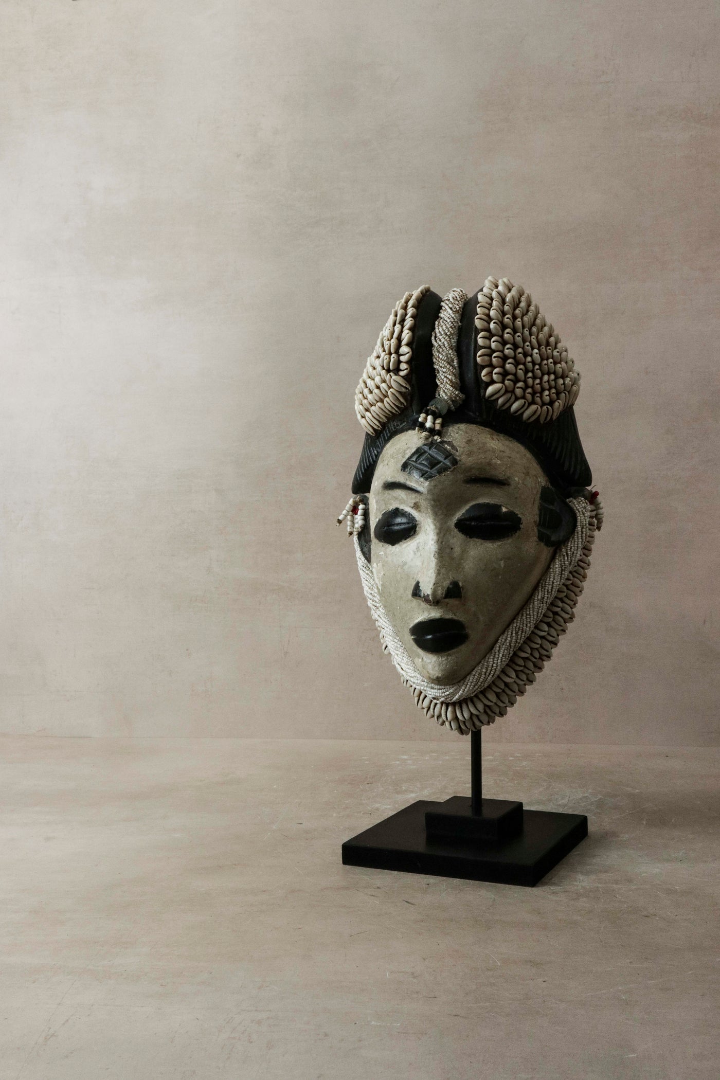 Beaded Punu Mask, Gabon - 6.2