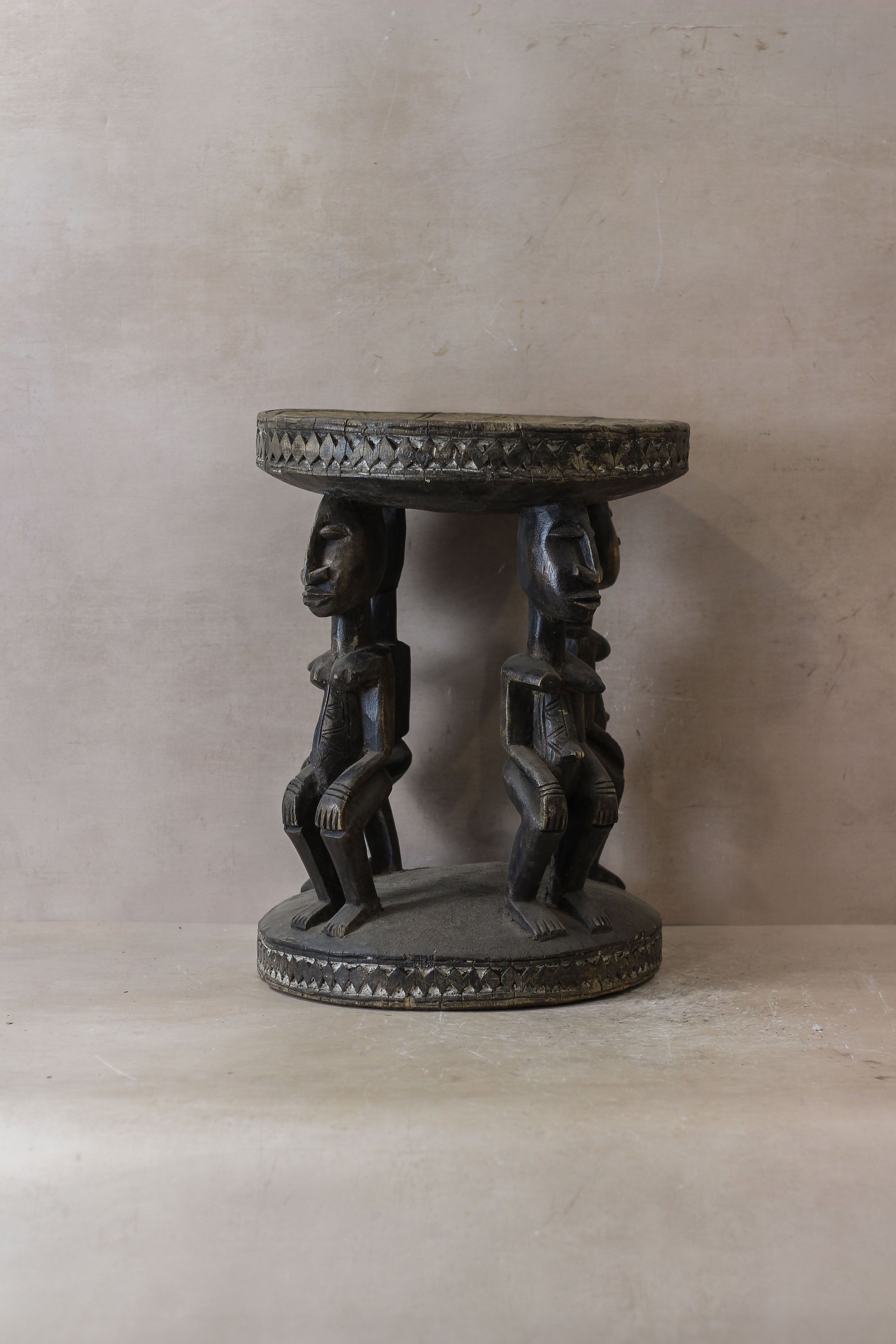 Baule Wood Side Table 84.1