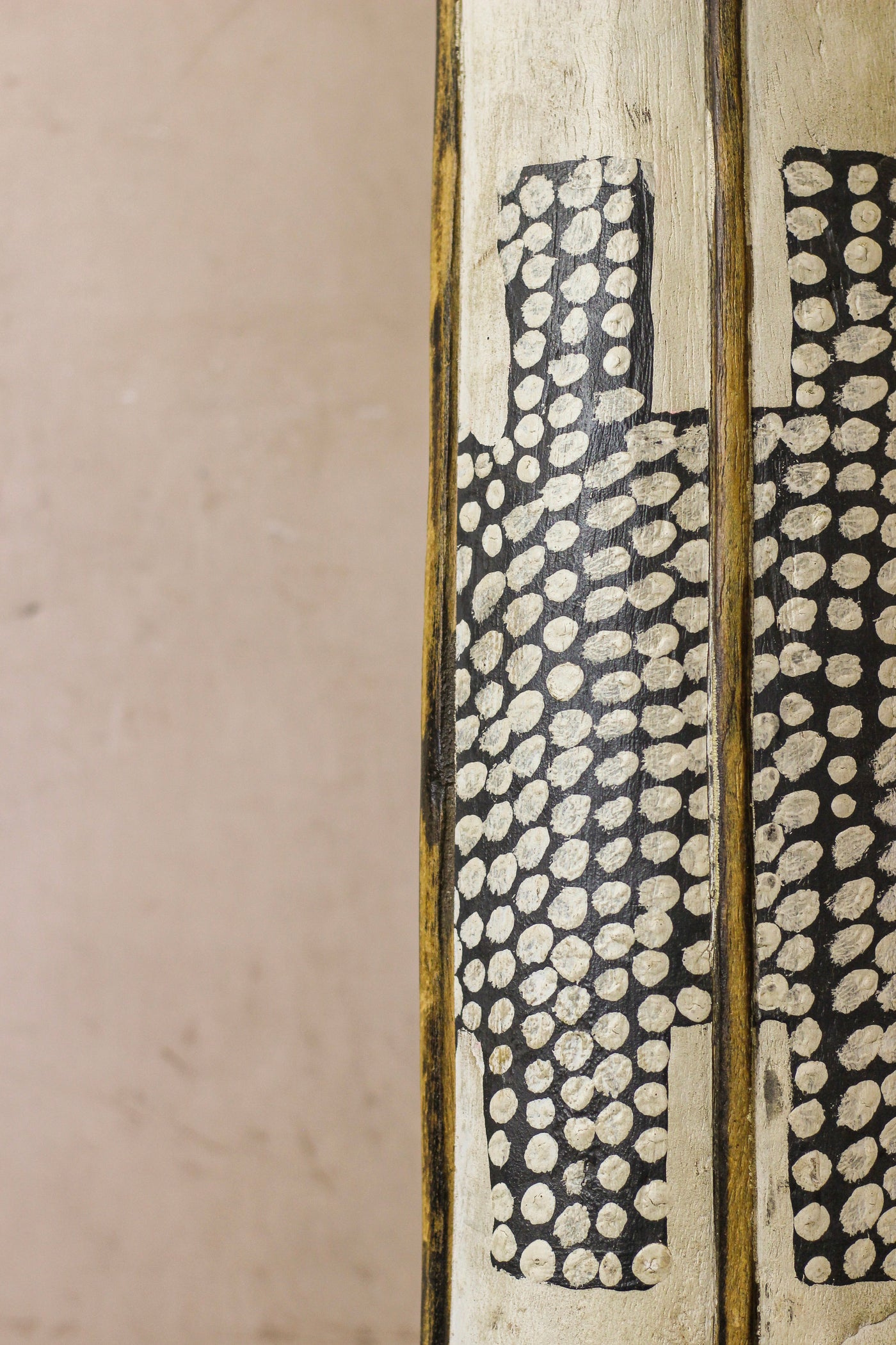 Cameroon Painted Shield XL - 81.1