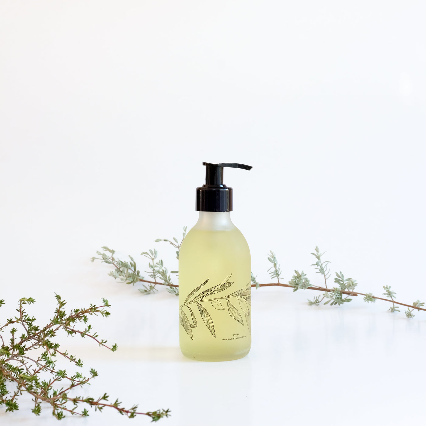 Body Oil: //Khawa