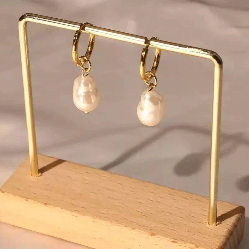 Amélie Pearl Earrings