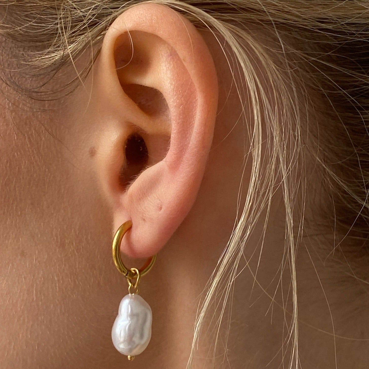 Amélie Pearl Earrings