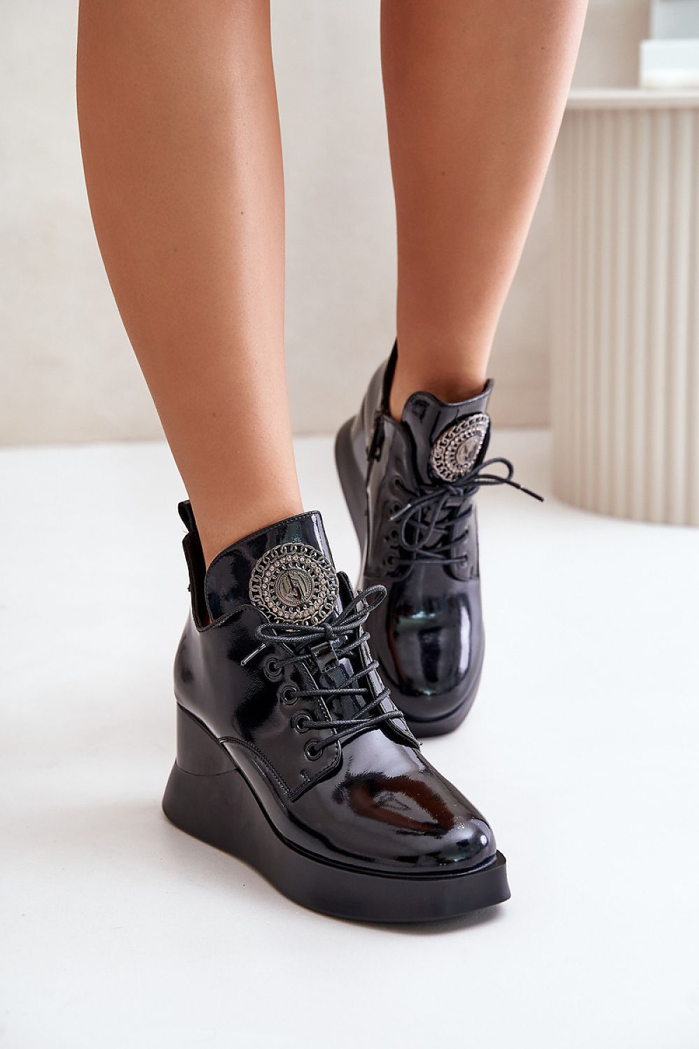  Buskin boots model 201010 Step in style 