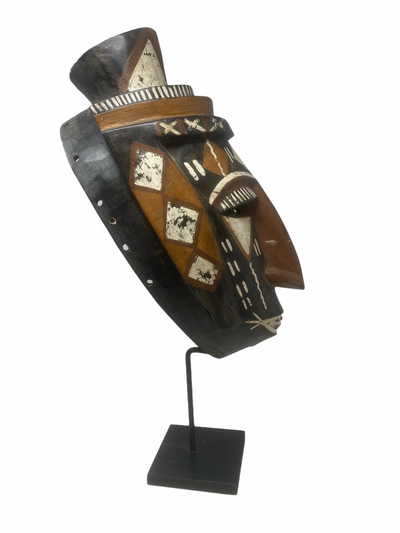 Ashanti mask - Ghana