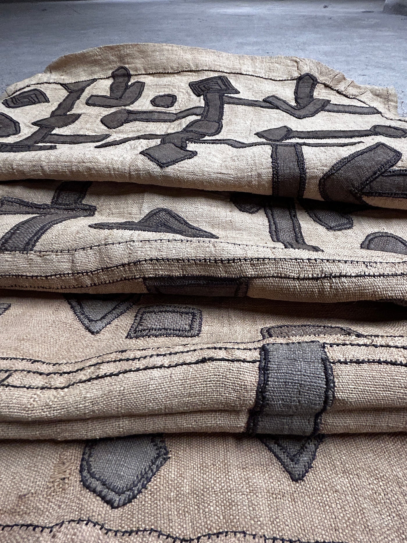 Antique Kuba cloth - Democratic Republic of Congo TR86.2