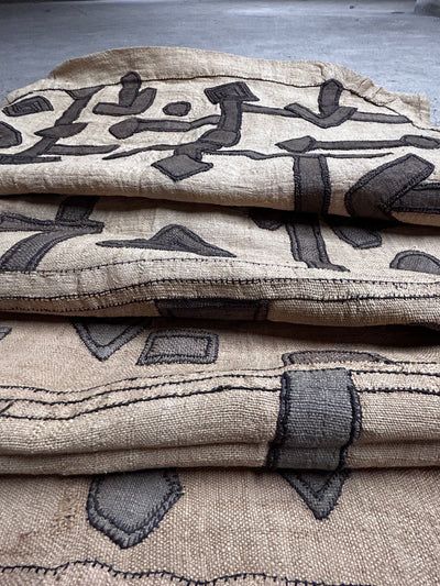 Antique Kuba cloth - Democratic Republic of Congo TR86.2