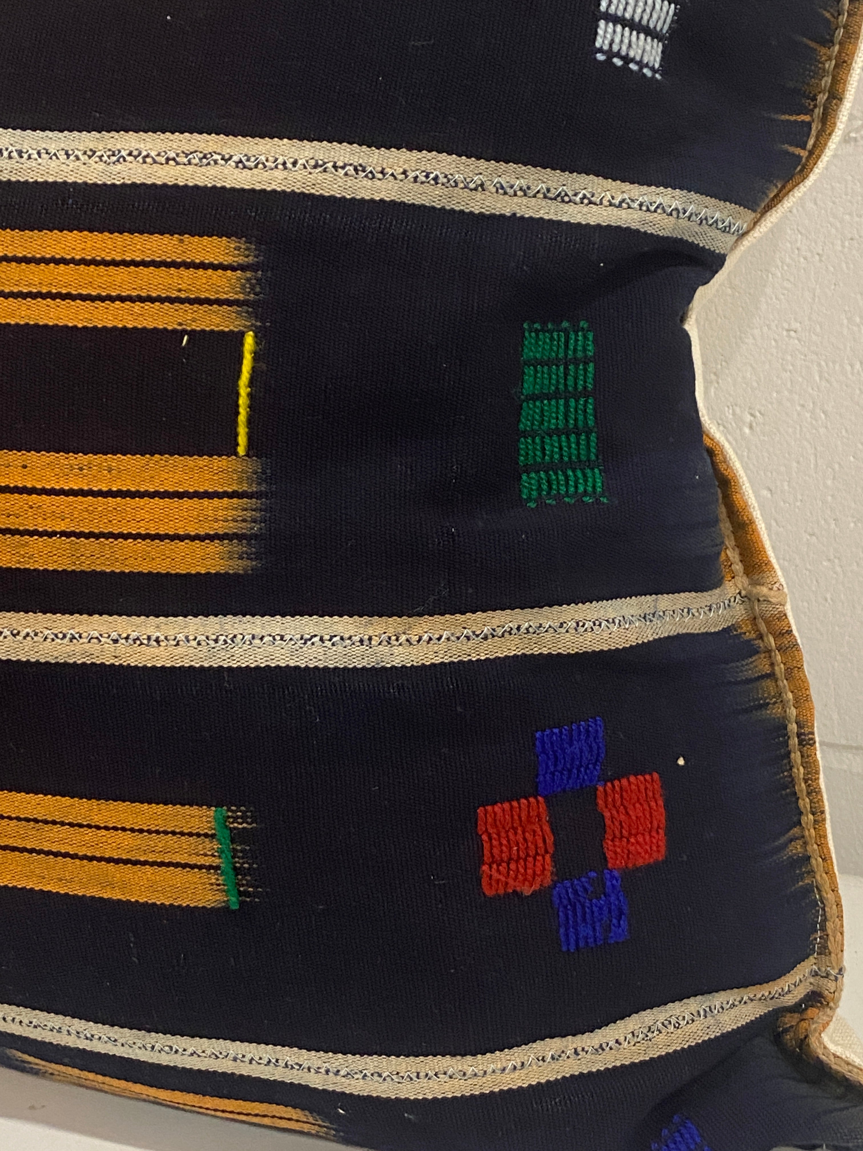 Baule Cloth Cushion - (184.3)