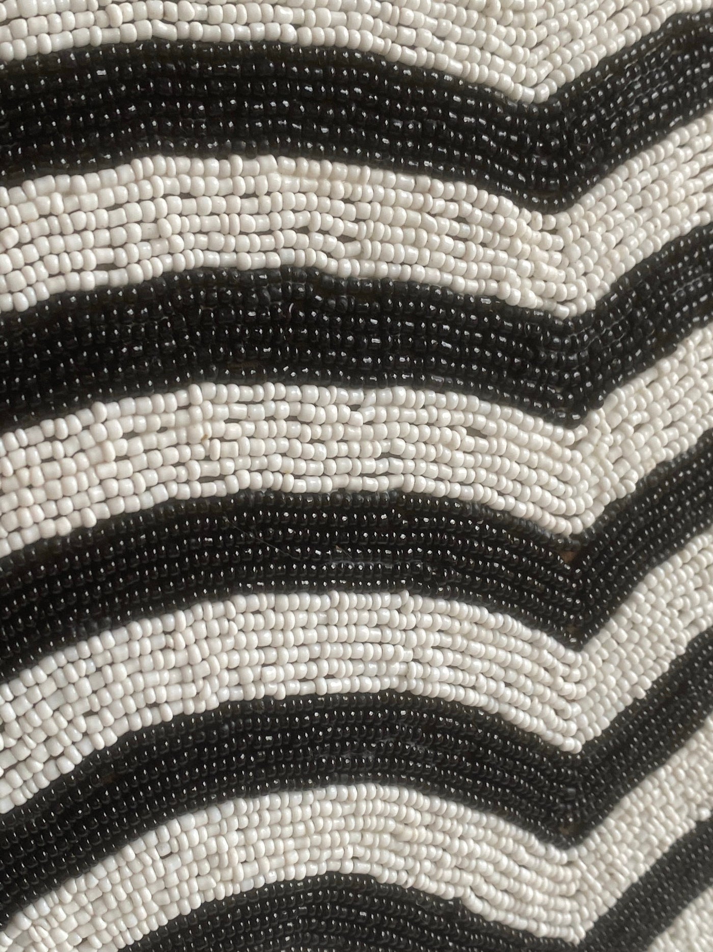 Cameroon Beaded Shield - L - 55cm