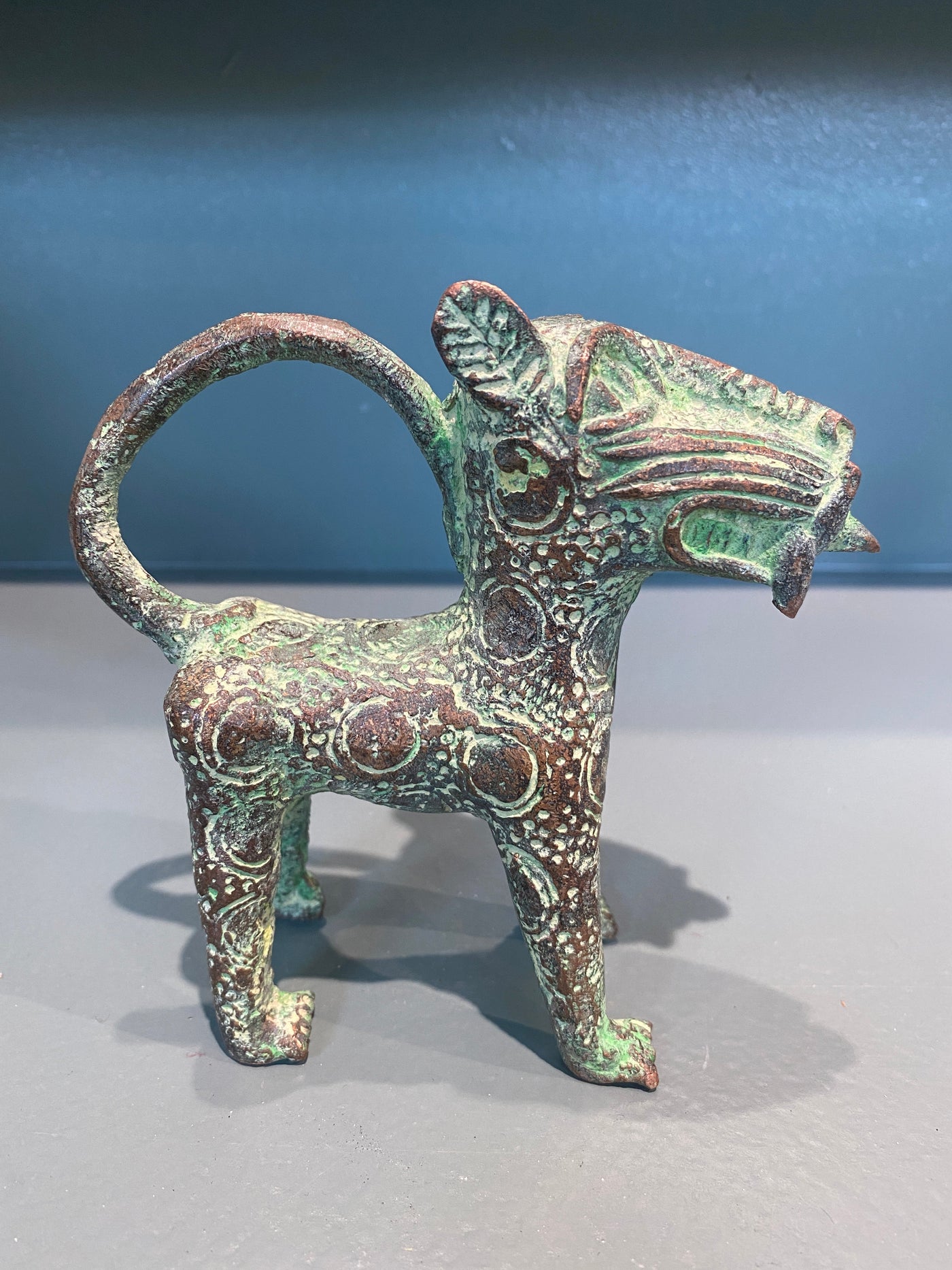 Benin Leopard sculpture - Bronze (56.03)