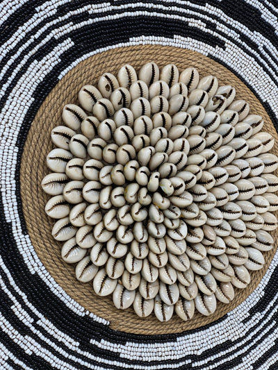 Cameroon Shield - L - 55cm - Black & White