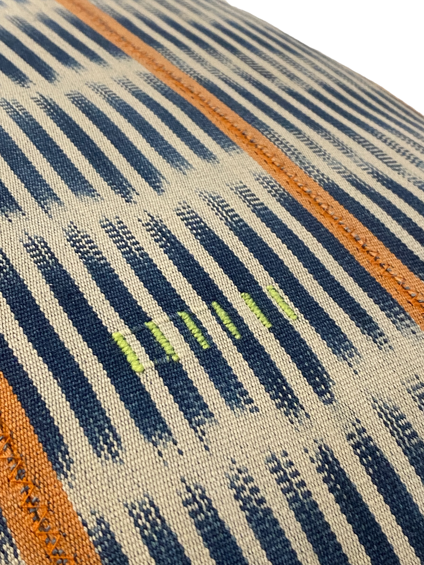 Baule Cloth Cushion (114.1)