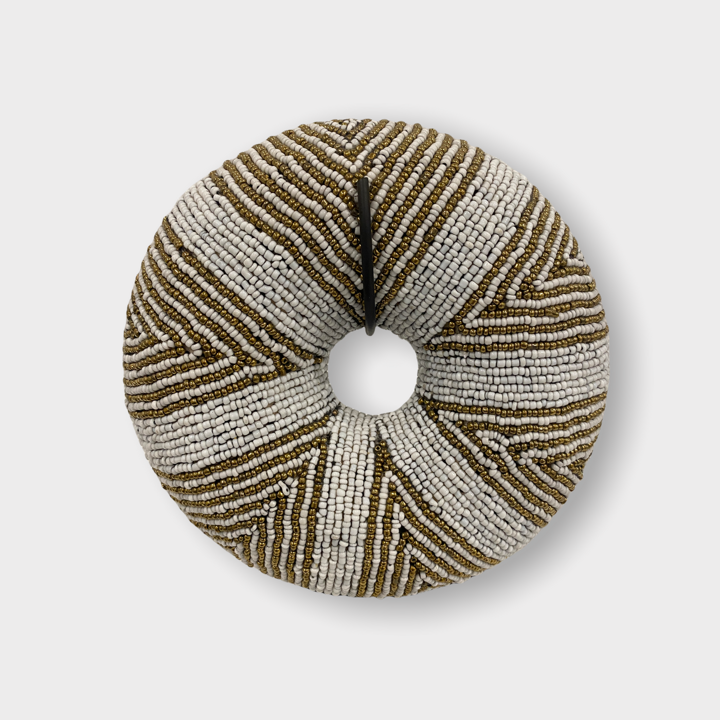 Cameroon beaded bracelet - (89.1) white/gold